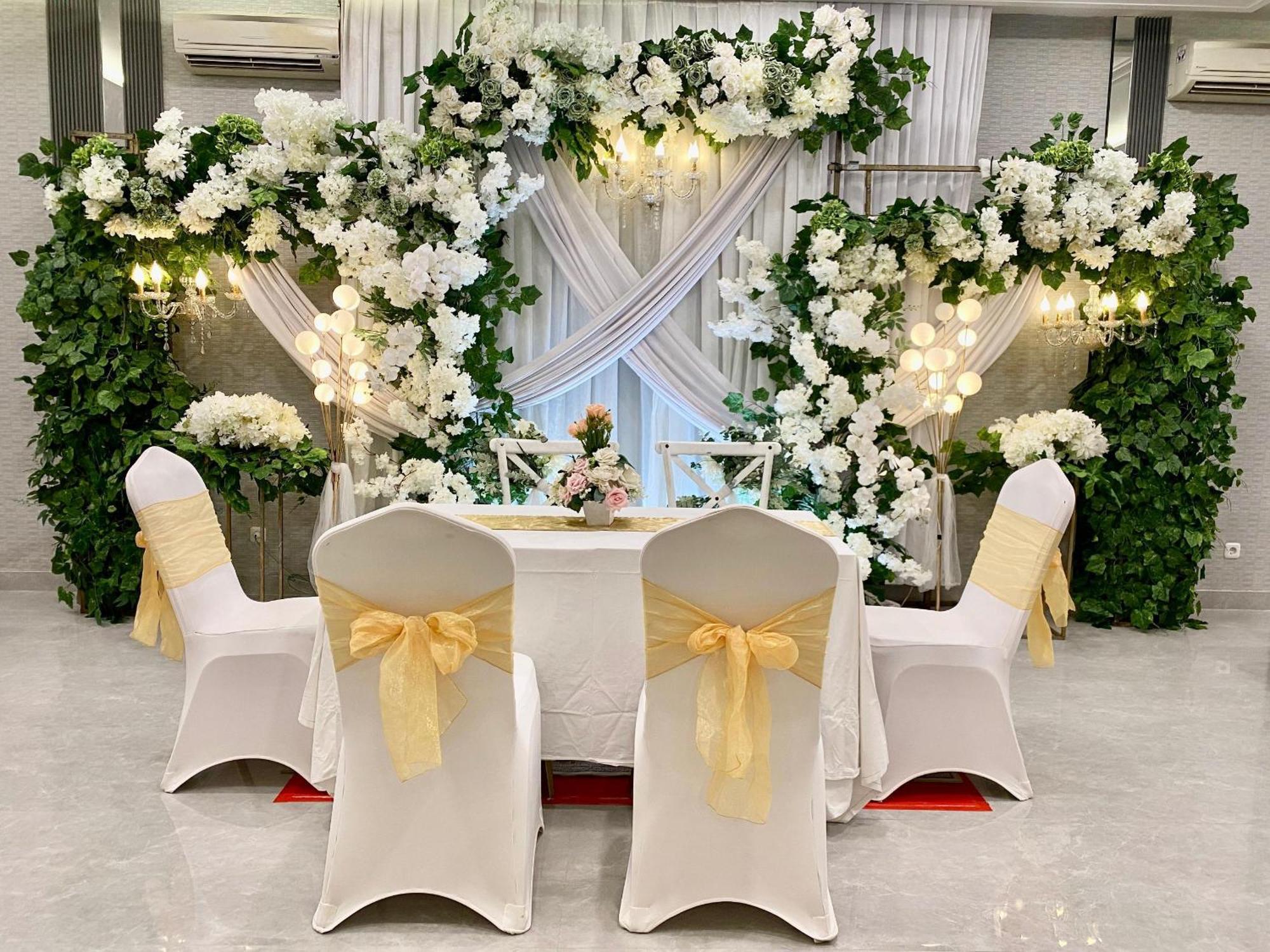 All Nite And Day Hotel Alam Sutera Serpong Εξωτερικό φωτογραφία